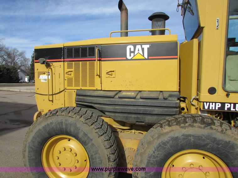 image for item I6676 2005 Caterpillar 12H VHP Plus motor grader