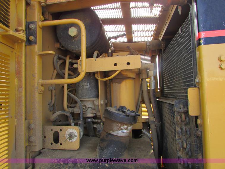 image for item I6676 2005 Caterpillar 12H VHP Plus motor grader