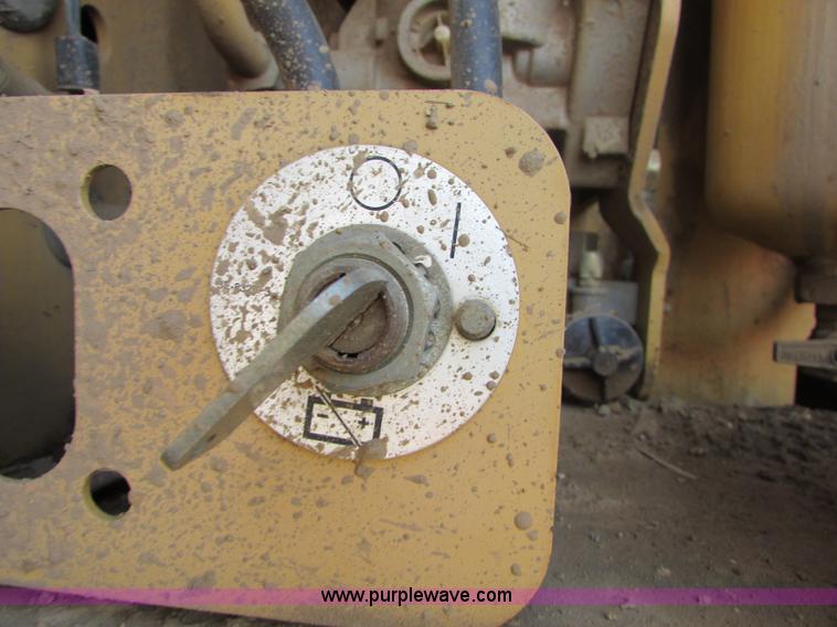 image for item I6676 2005 Caterpillar 12H VHP Plus motor grader