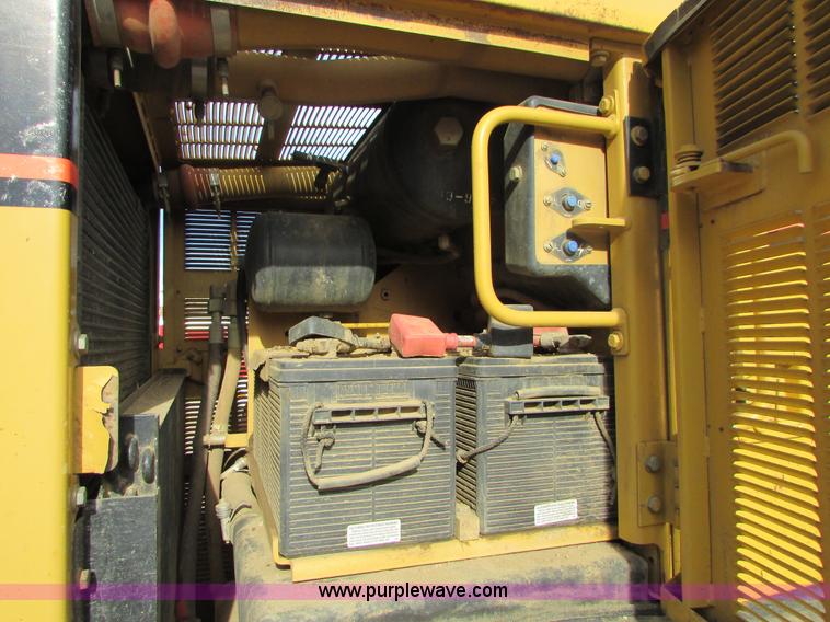 image for item I6676 2005 Caterpillar 12H VHP Plus motor grader