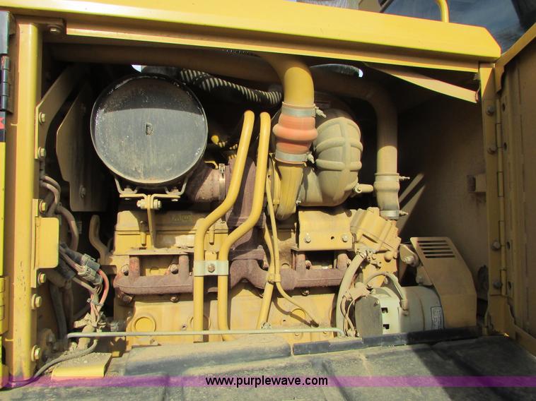 image for item I6676 2005 Caterpillar 12H VHP Plus motor grader