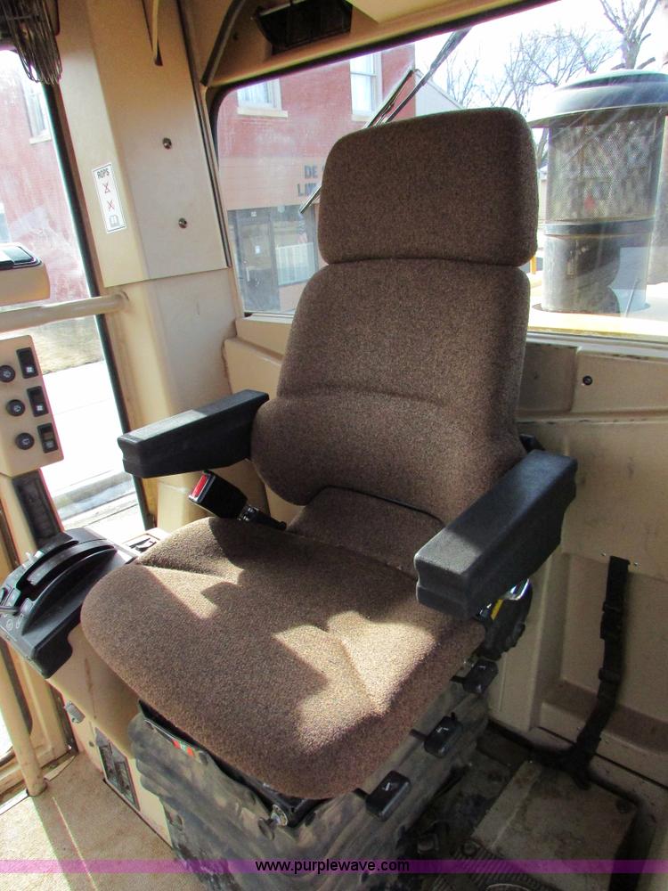 image for item I6676 2005 Caterpillar 12H VHP Plus motor grader