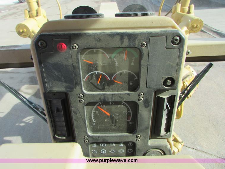 image for item I6676 2005 Caterpillar 12H VHP Plus motor grader