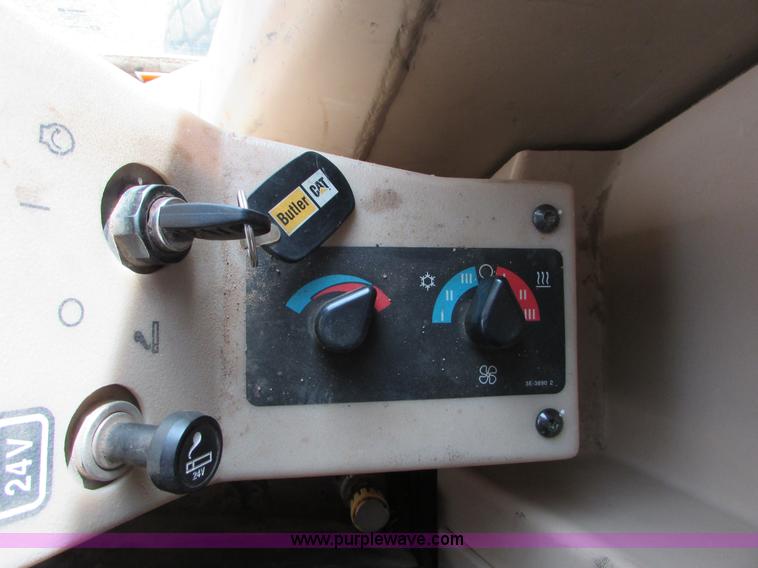 image for item I6676 2005 Caterpillar 12H VHP Plus motor grader