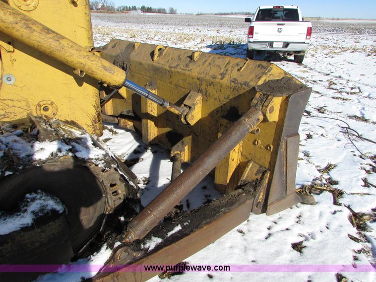 image for item I6677 Dresser TD15C dozer