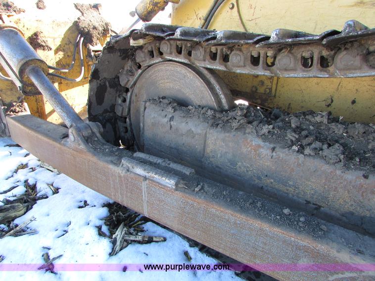 image for item I6677 Dresser TD15C dozer