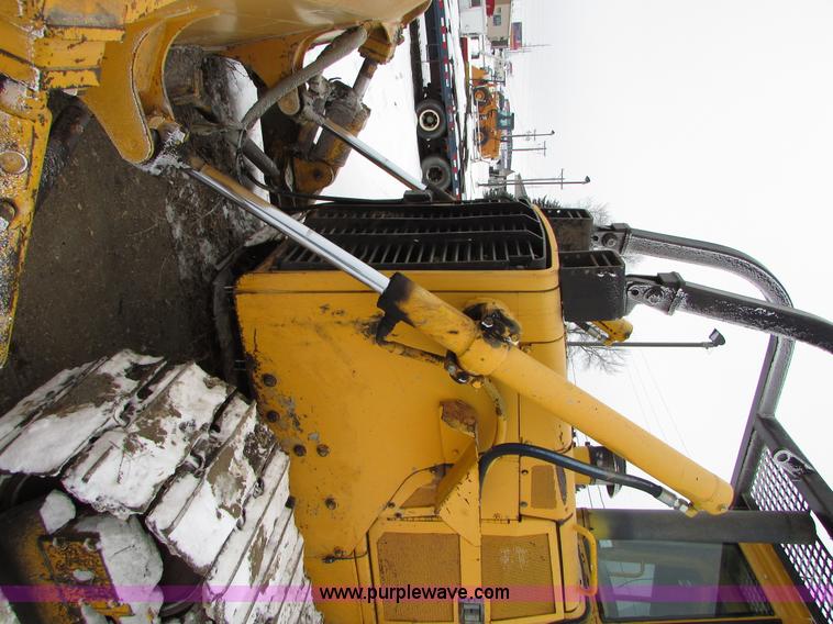 image for item I6685 1997 John Deere 850C Series II LGP dozer