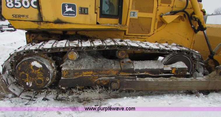 image for item I6685 1997 John Deere 850C Series II LGP dozer