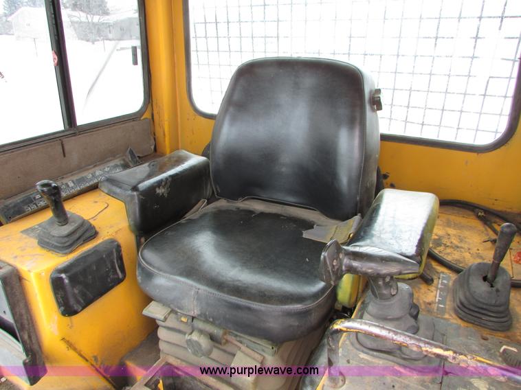 image for item I6685 1997 John Deere 850C Series II LGP dozer