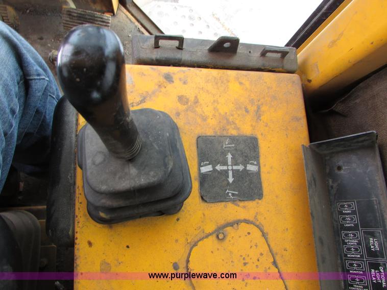 image for item I6685 1997 John Deere 850C Series II LGP dozer