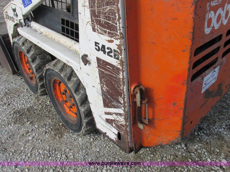 image for item I8768 Bobcat 542B skid steer