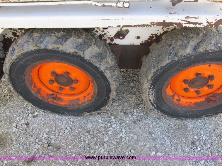 image for item I8768 Bobcat 542B skid steer