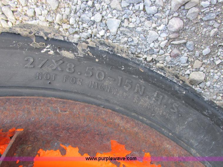 image for item I8768 Bobcat 542B skid steer