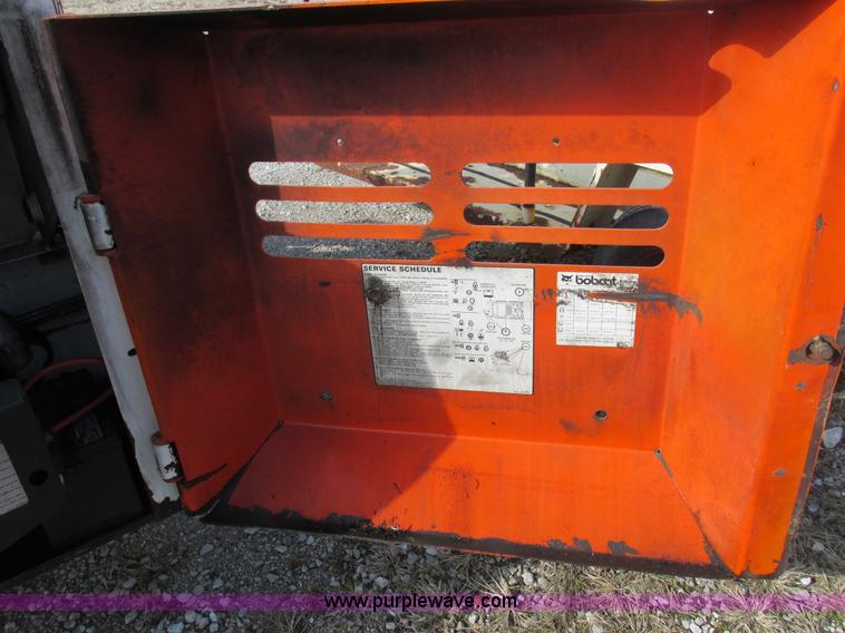 image for item I8768 Bobcat 542B skid steer