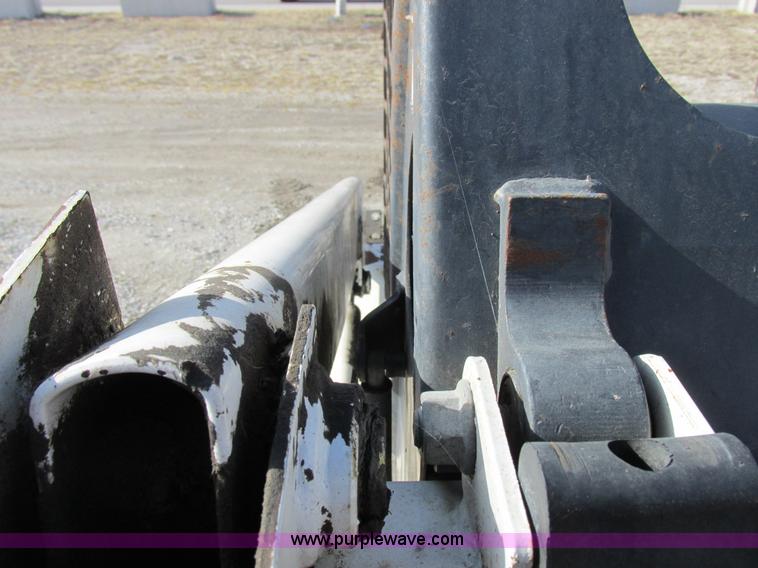 image for item I8768 Bobcat 542B skid steer