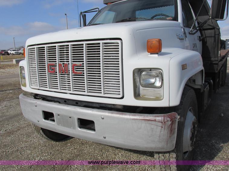 image for item I8769 1991 GMC TopKick flatbed truck