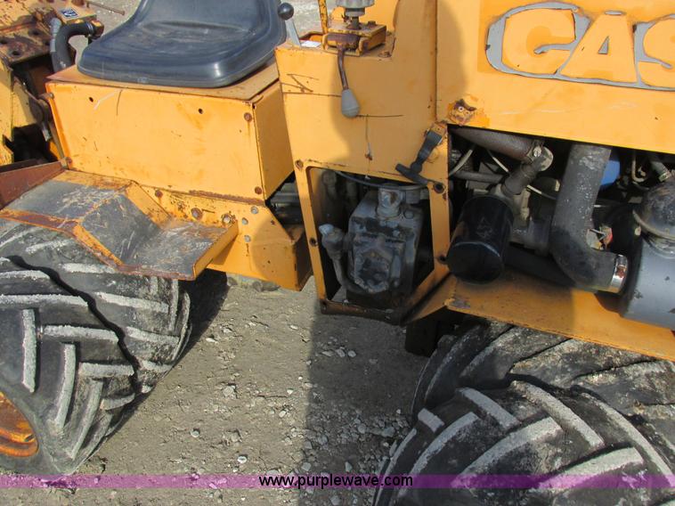 image for item I8784 1979 Case Maxi Sneaker vibratory plow