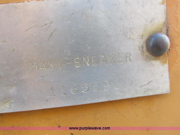 image for item I8784 1979 Case Maxi Sneaker vibratory plow