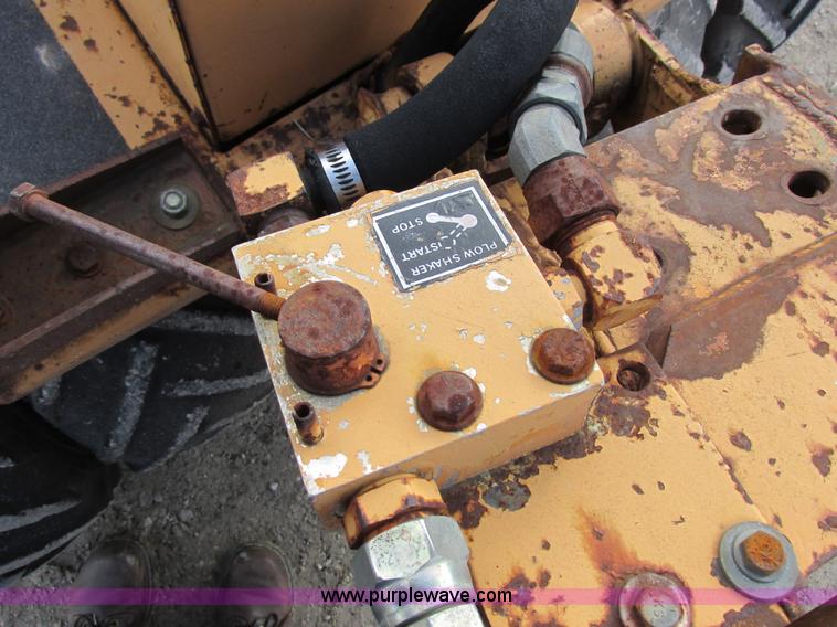 image for item I8784 1979 Case Maxi Sneaker vibratory plow