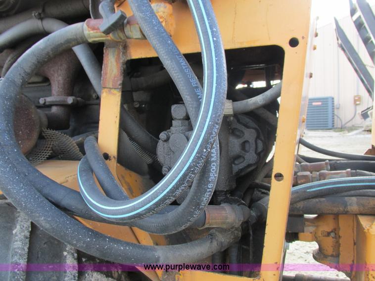 image for item I8784 1979 Case Maxi Sneaker vibratory plow