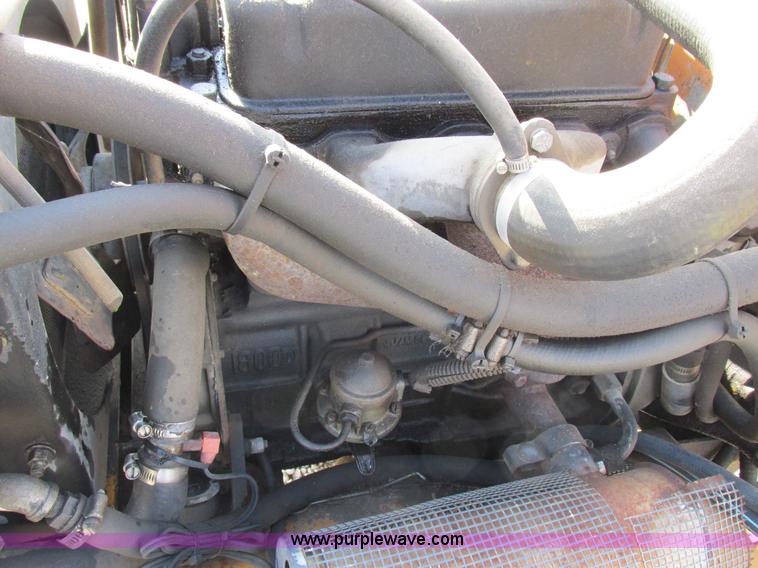 image for item I8784 1979 Case Maxi Sneaker vibratory plow