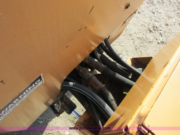 image for item I8784 1979 Case Maxi Sneaker vibratory plow