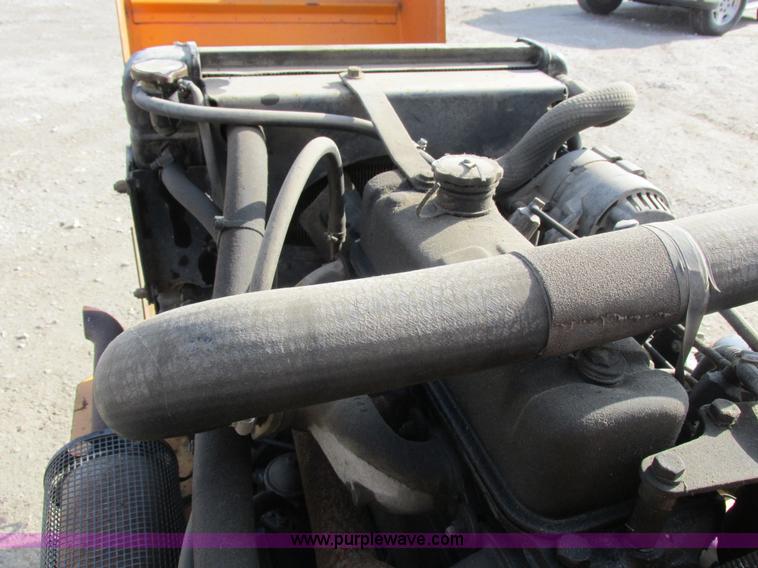 image for item I8784 1979 Case Maxi Sneaker vibratory plow