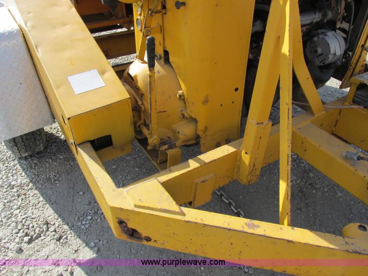 image for item I8785 Asplundh 180 wood chipper
