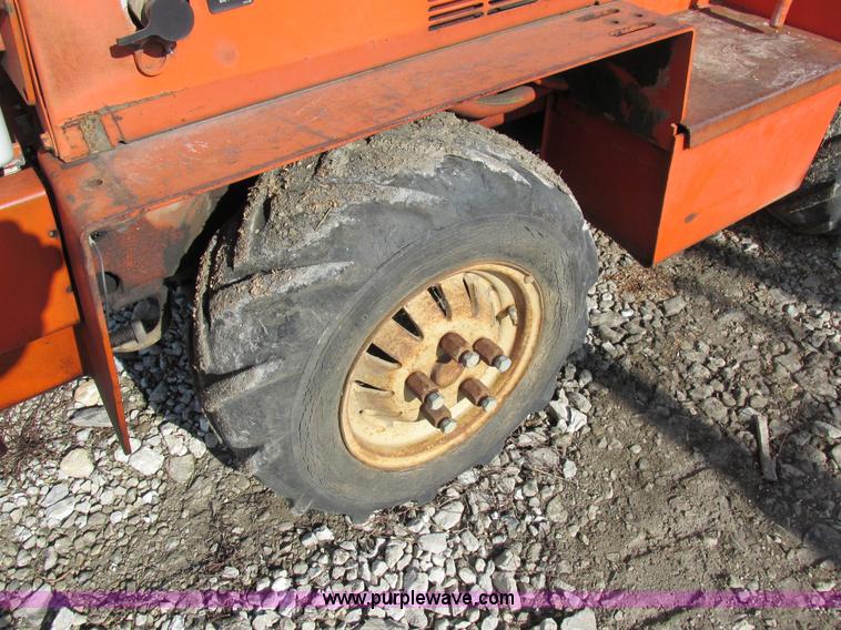 image for item I8786 Ditch Witch 350 SX vibratory plow