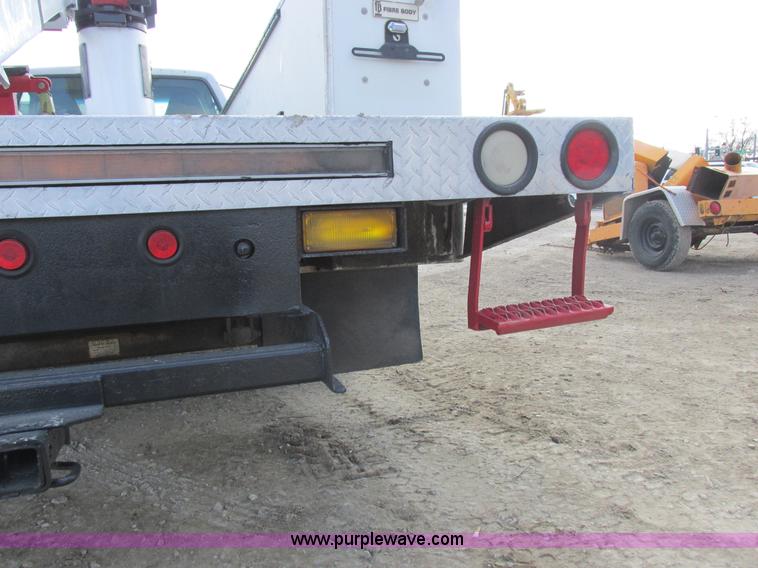 image for item I8787 1994 GMC Sierra 3500 bucket truck