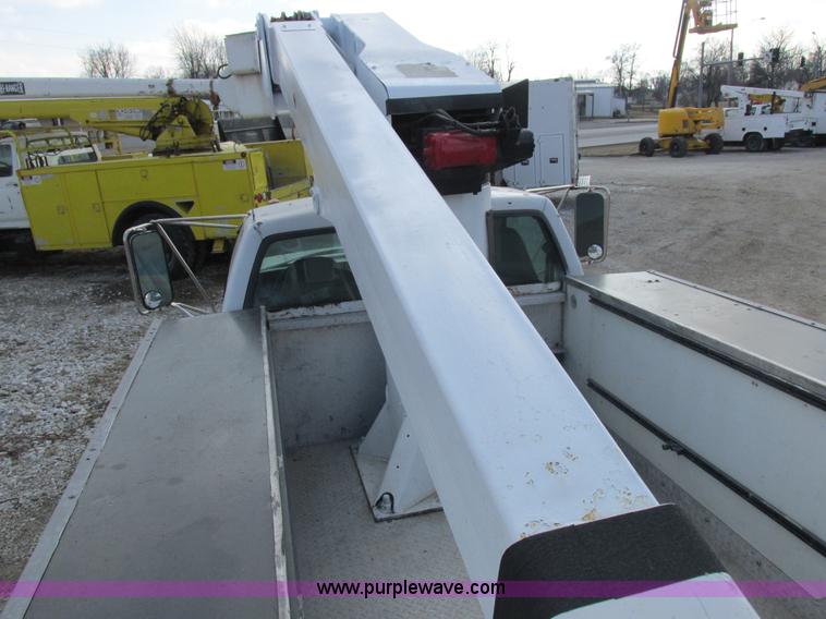 image for item I8787 1994 GMC Sierra 3500 bucket truck