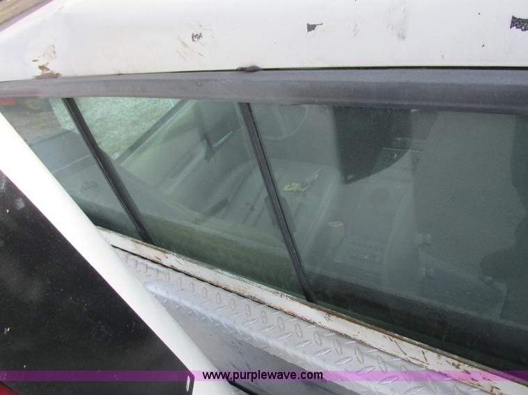 image for item I8787 1994 GMC Sierra 3500 bucket truck