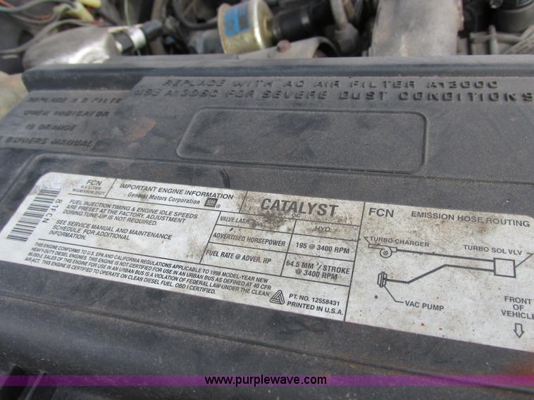 image for item I8787 1994 GMC Sierra 3500 bucket truck