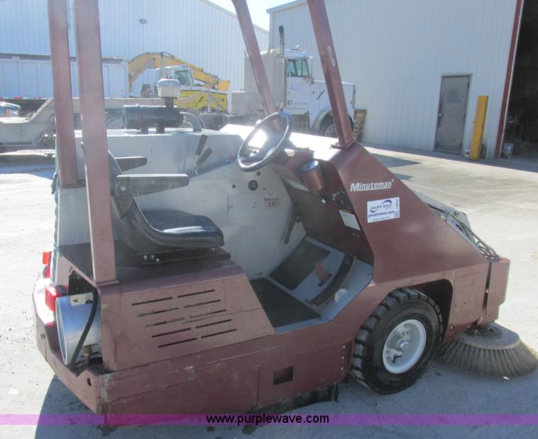 image for item I8804 Minuteman PowerBoss Armadillo SW9XR sweeper