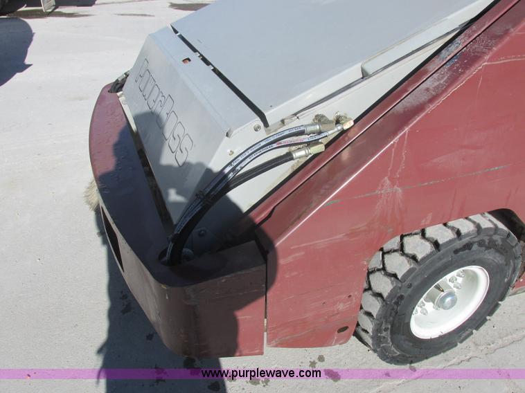 image for item I8804 Minuteman PowerBoss Armadillo SW9XR sweeper