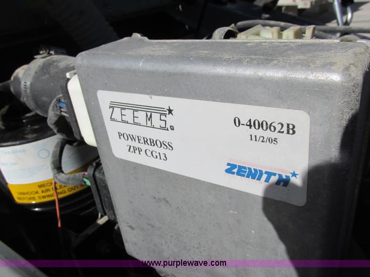 image for item I8804 Minuteman PowerBoss Armadillo SW9XR sweeper