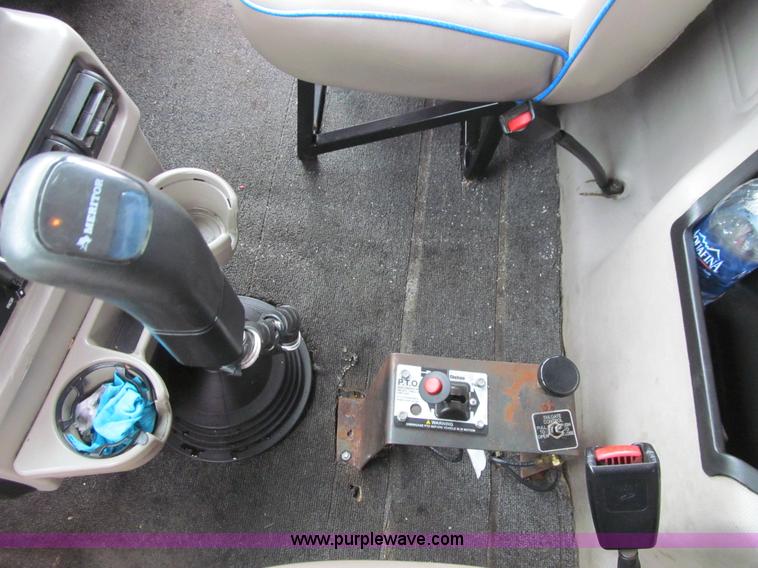 image for item J3322 2006 Mack CXN 612 Vision dump truck