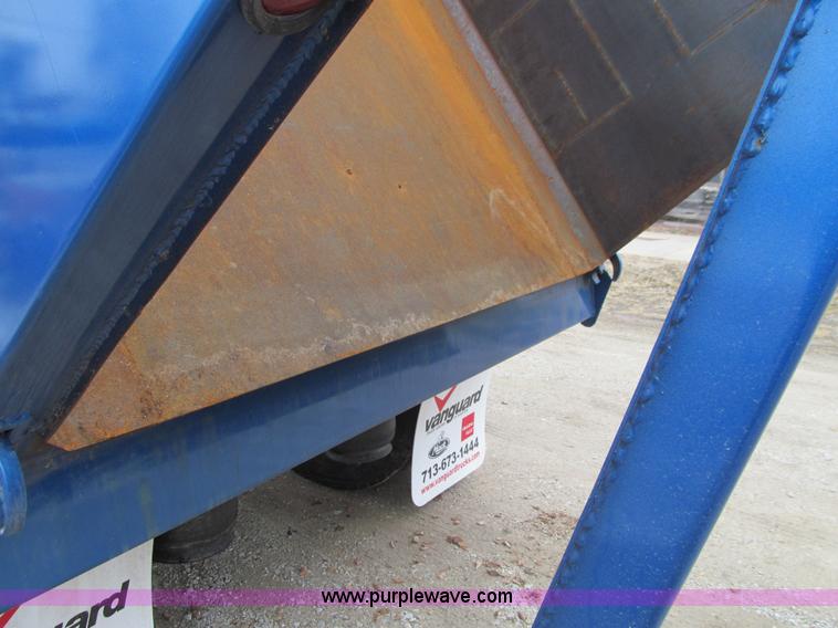 image for item J3322 2006 Mack CXN 612 Vision dump truck