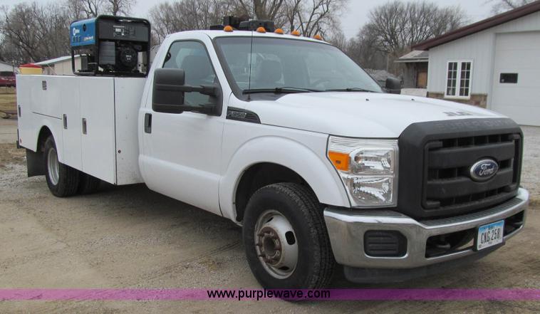 image for item J3325 2011 Ford F350 Super Duty XL service truck