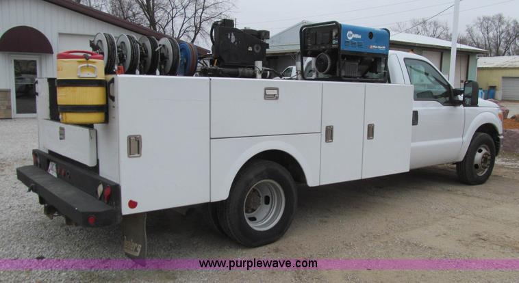image for item J3325 2011 Ford F350 Super Duty XL service truck