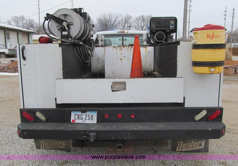 image for item J3325 2011 Ford F350 Super Duty XL service truck