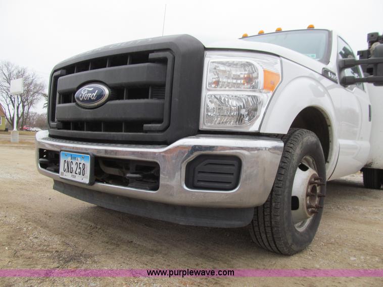 image for item J3325 2011 Ford F350 Super Duty XL service truck
