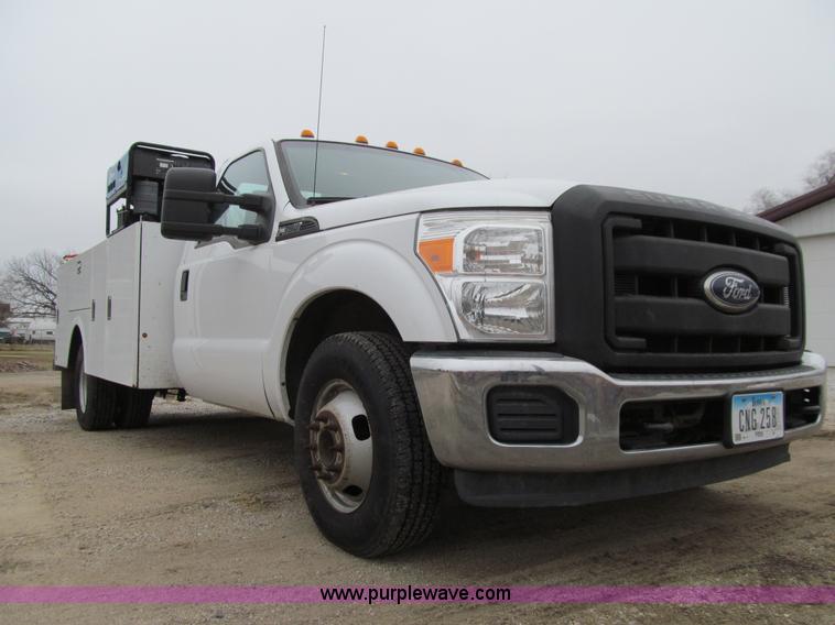 image for item J3325 2011 Ford F350 Super Duty XL service truck