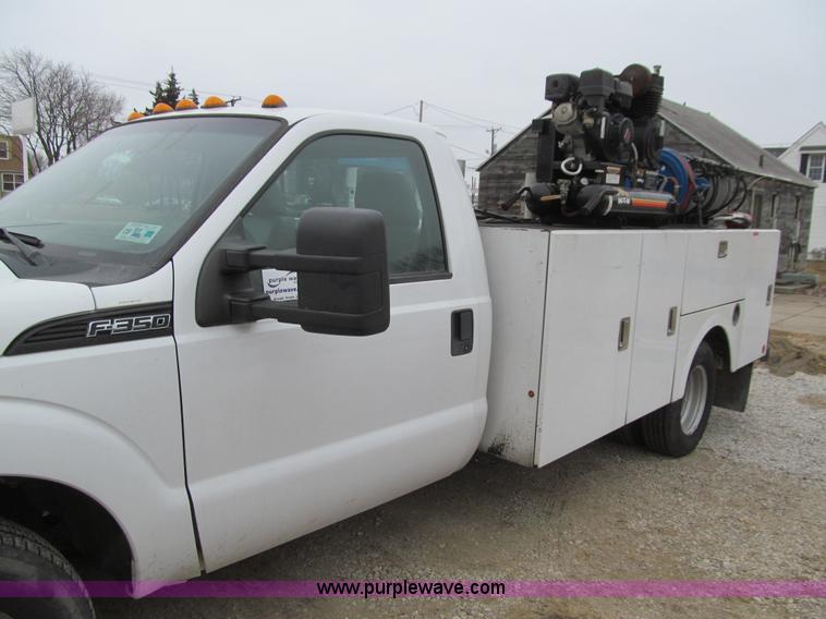 image for item J3325 2011 Ford F350 Super Duty XL service truck