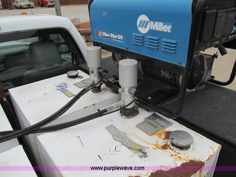 image for item J3325 2011 Ford F350 Super Duty XL service truck