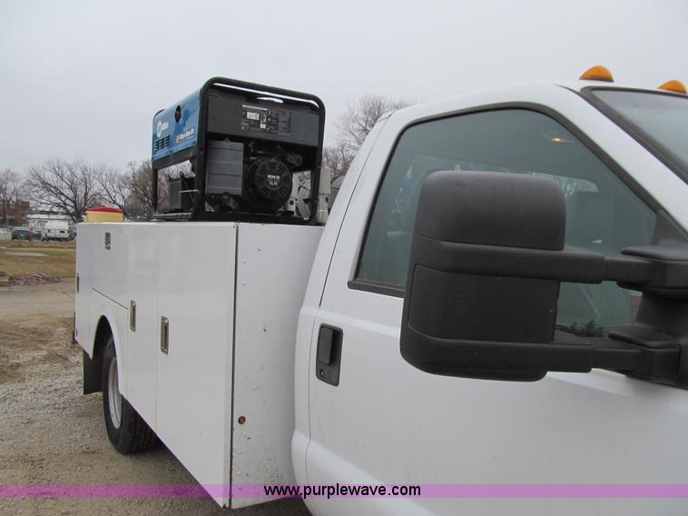 image for item J3325 2011 Ford F350 Super Duty XL service truck