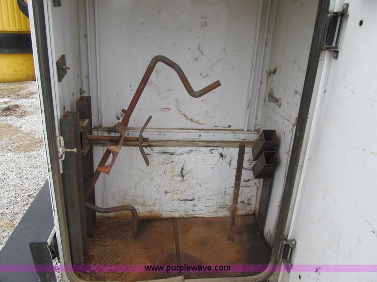 image for item J3325 2011 Ford F350 Super Duty XL service truck