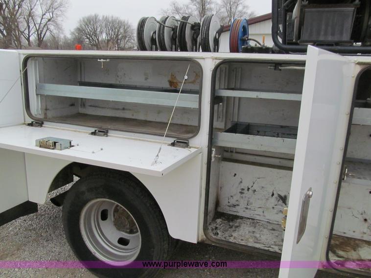 image for item J3325 2011 Ford F350 Super Duty XL service truck