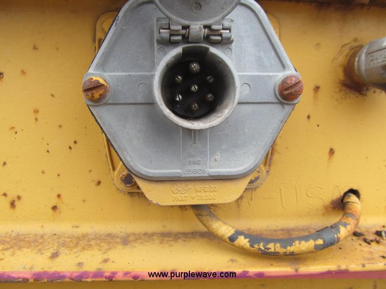 image for item J3326 1975 Miller 0TGH equipment trailer