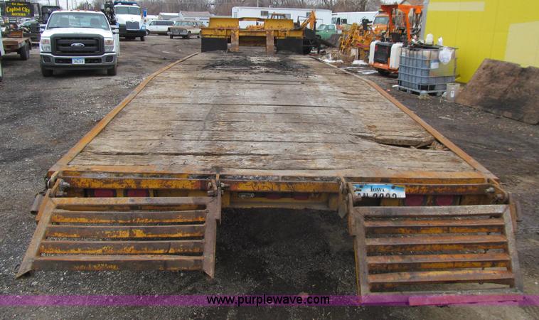 image for item J3326 1975 Miller 0TGH equipment trailer